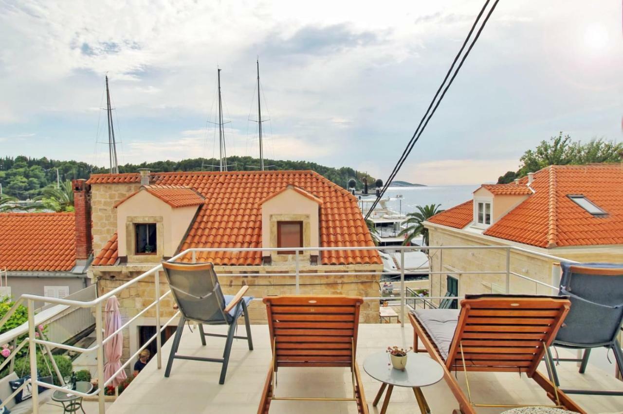 קאבטאט Apartments Seafront מראה חיצוני תמונה
