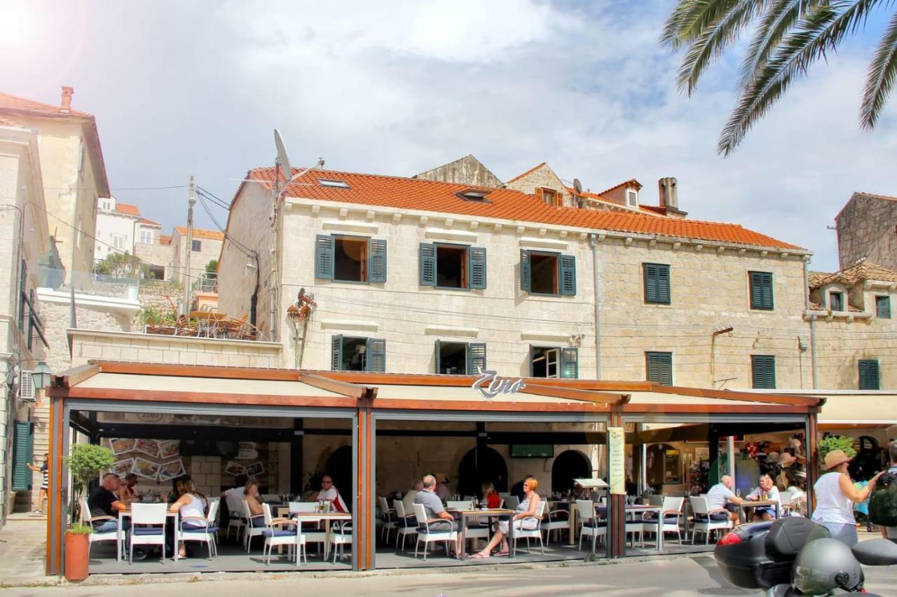 קאבטאט Apartments Seafront מראה חיצוני תמונה